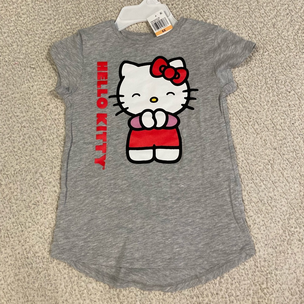 Hello Kitty Girls T-shirt.  NWT